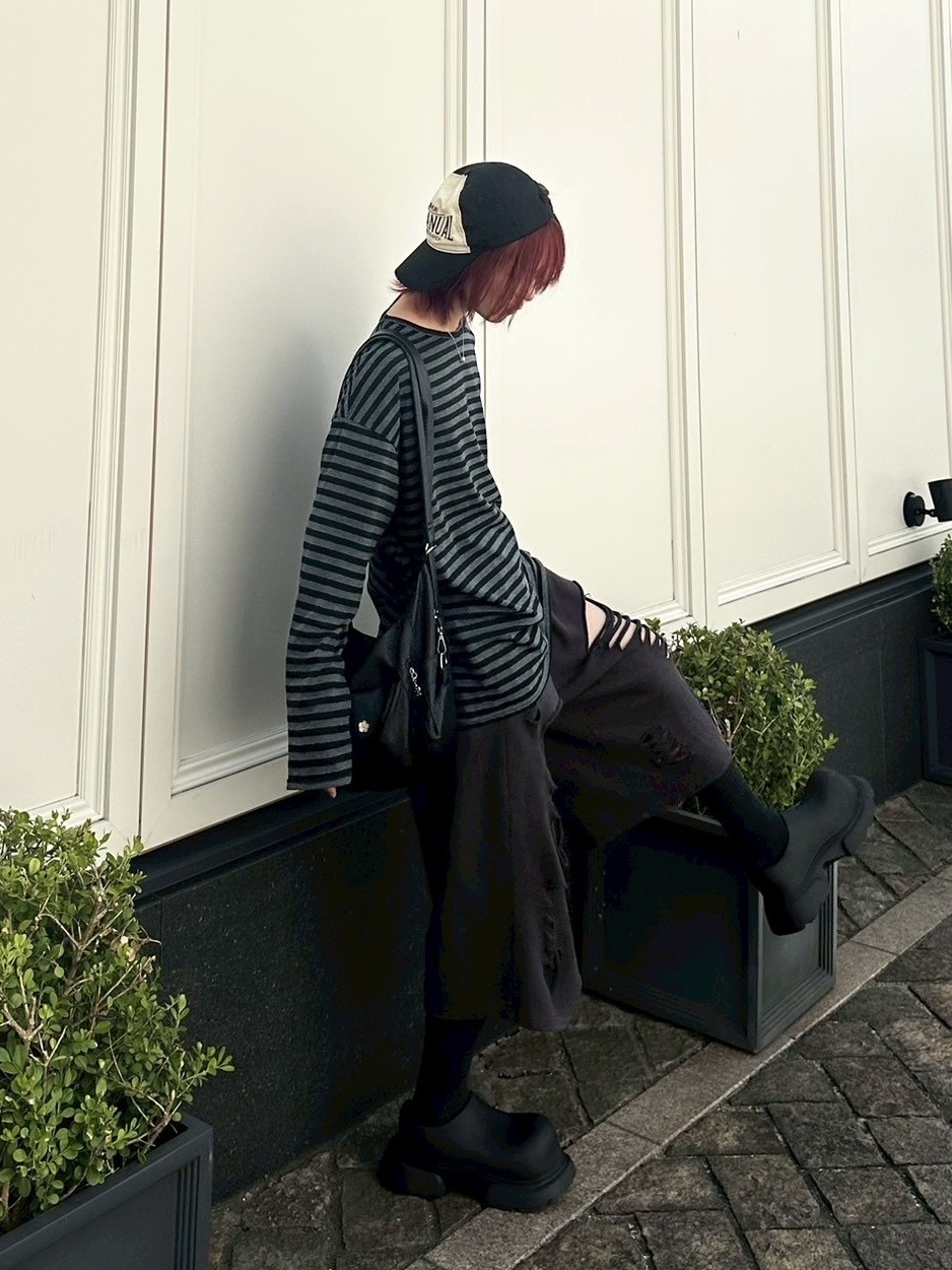 [GRAVER]★25SS★韓国人気★VISITOR STRIPED LONG SLEEVE Killstar Ash Distressed Punk Gothic Knit Stripes Oversized