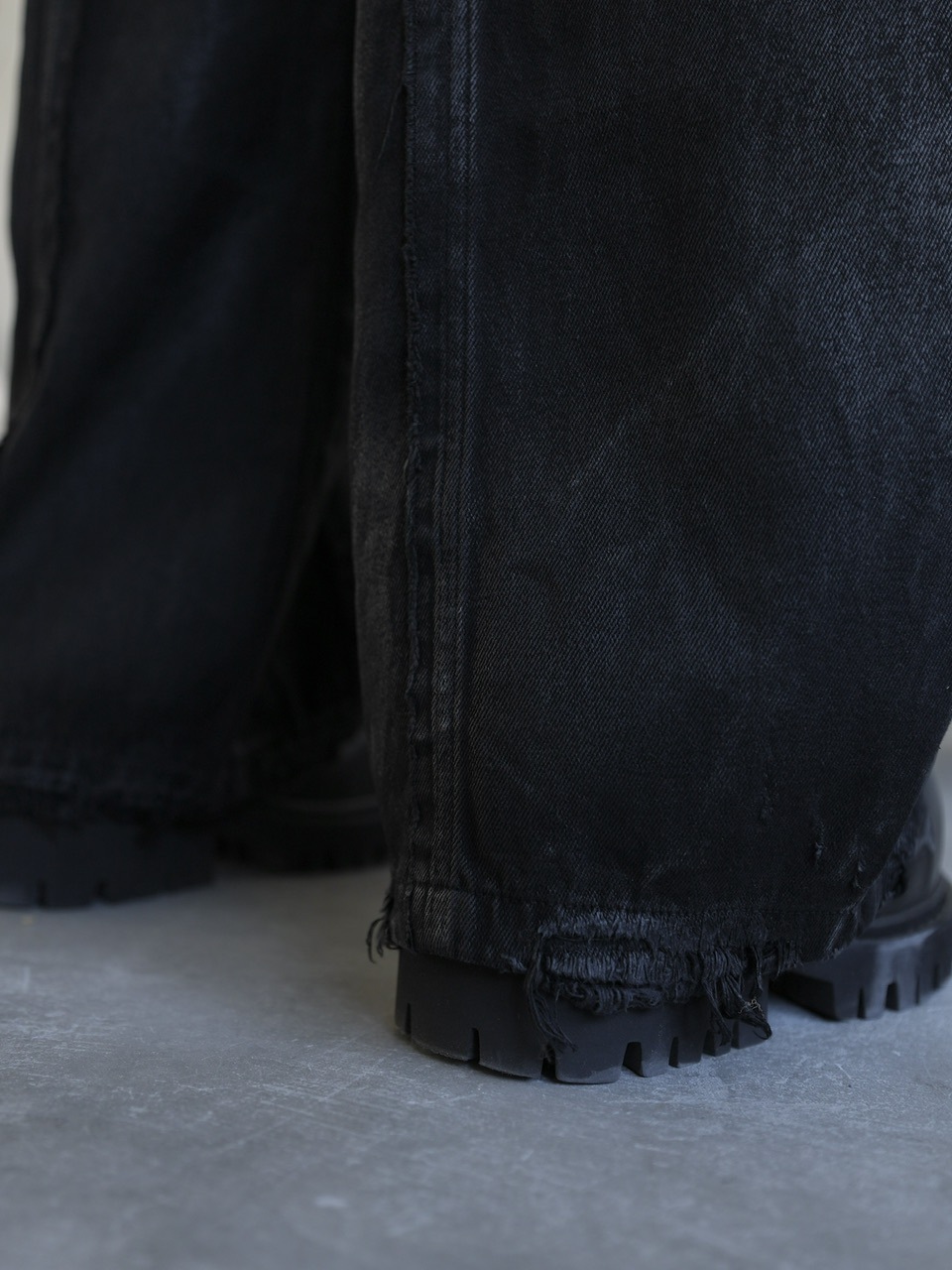 パンツ CHIKASHITSU PLUS HIGH denim pants CHIKASHITSU PLUS HIGH】Washed coating denim pants | OUR BRAND