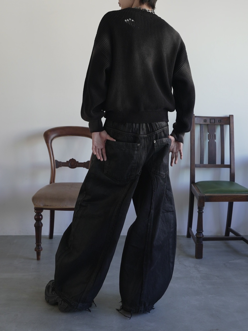 CHIKASHITSU PLUS HIGH】Washed coating denim pants | OUR BRAND