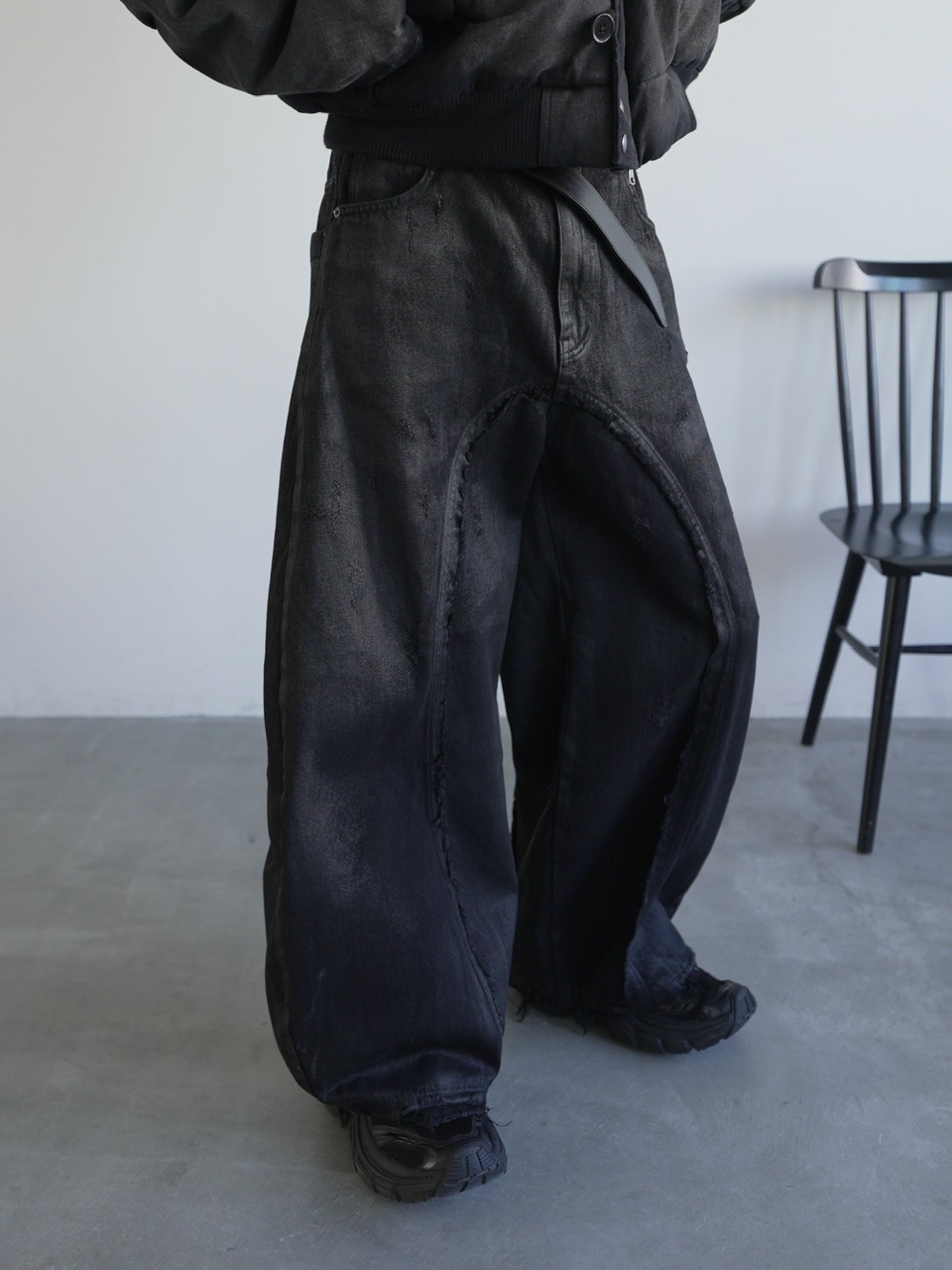 2/7 20:00再販【CHIKASHITSU PLUS HIGH】Washed coating denim pants
