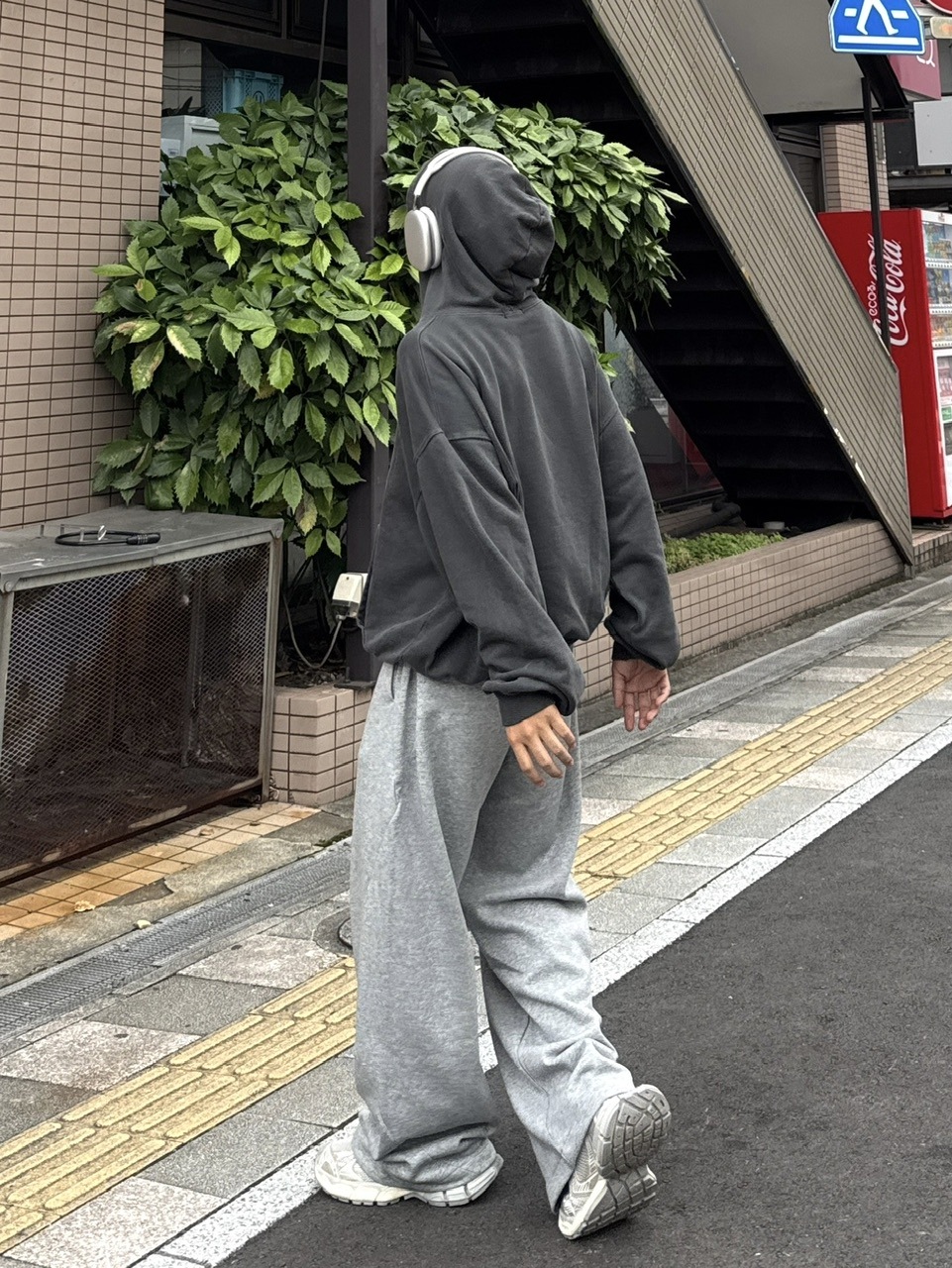 受注制【RENOL】stitch sweat pants