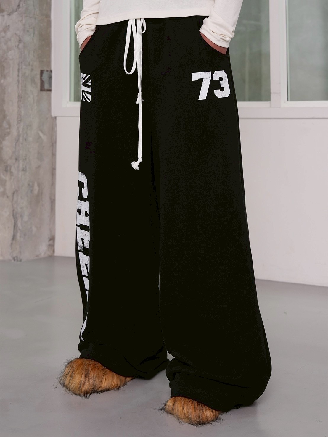 ESC STUDIO】Lucky Cheeky sweat pants | OUR BRAND,ESC STUDIO