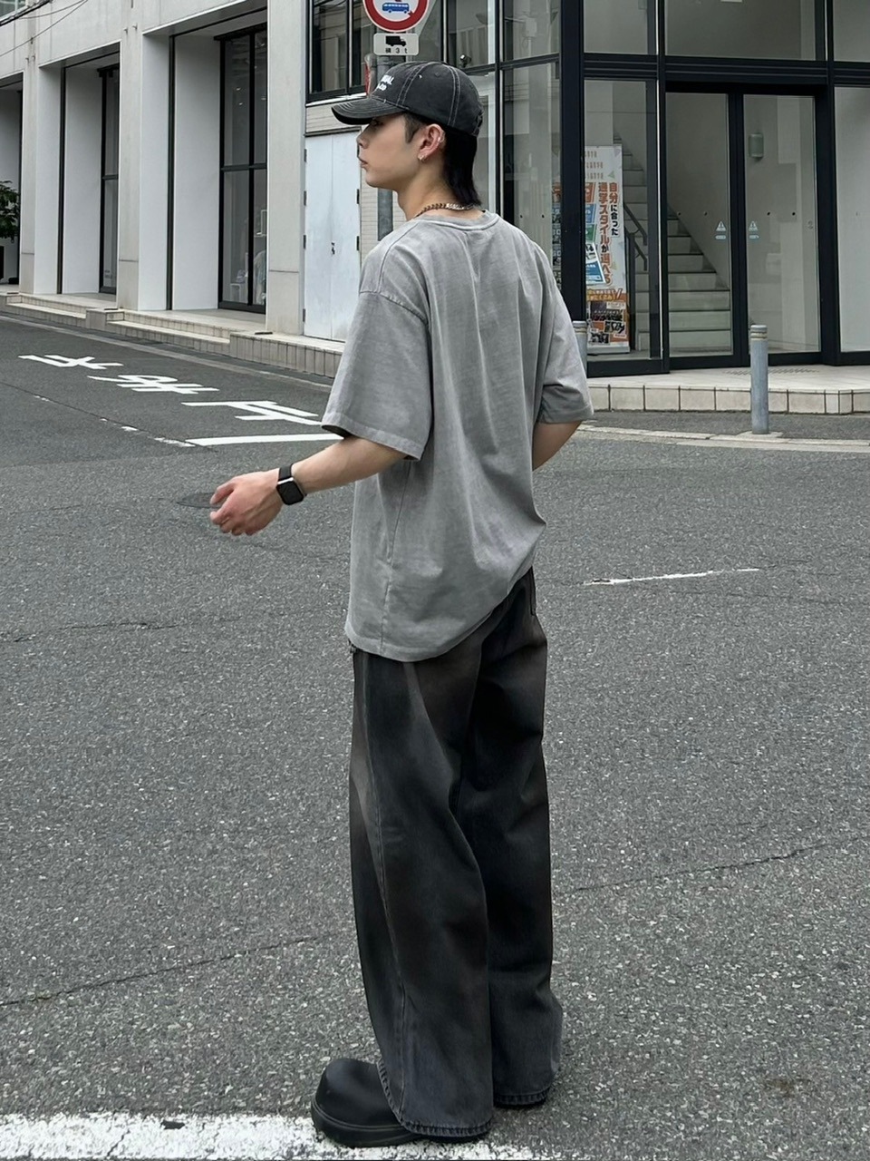 大阪店WEB限定【Chikashitsu +】box fit jesus t-shirt (2color