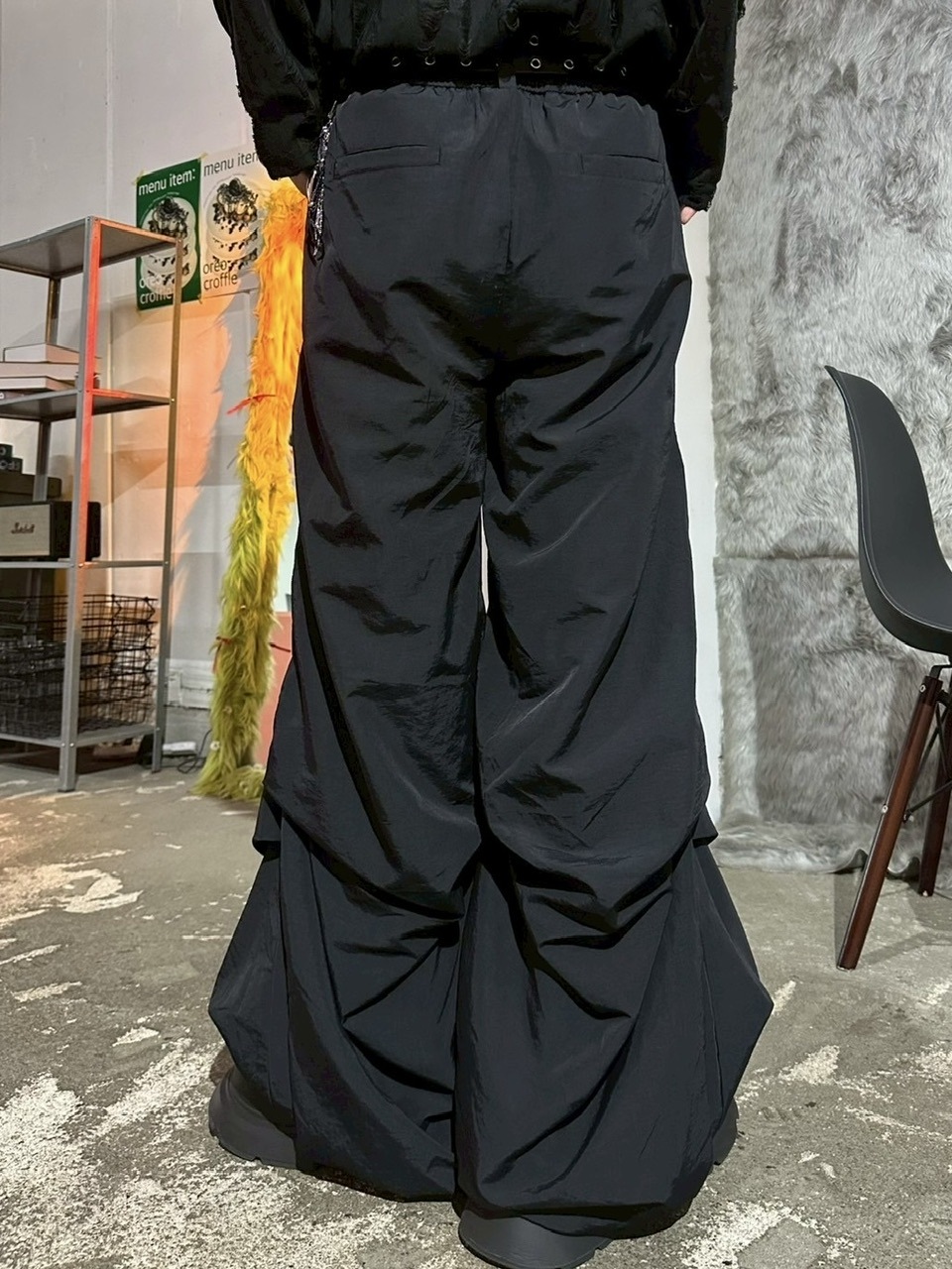 ★LUVISTRUE★CH TUCK BOOTSCUT PANTS(BLACK)★正規品/直送料込 LUV CODE】wide tuck pants | OUR BRAND,LUV CODE | PRESSING