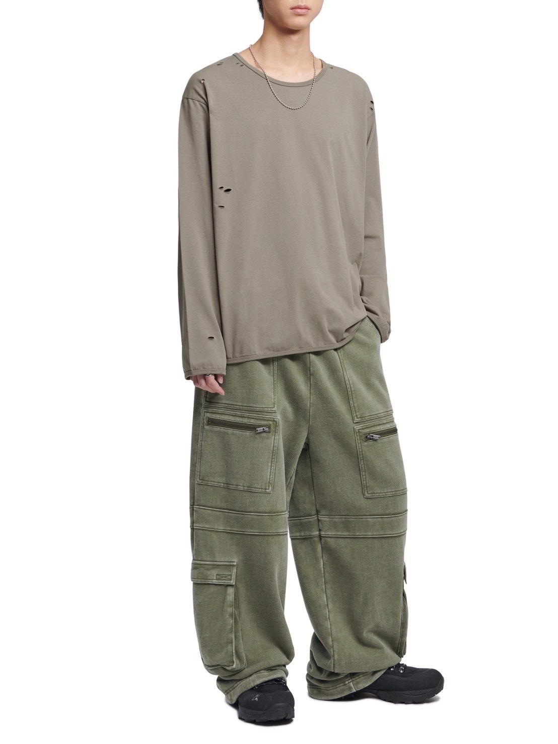 【NOMANUAL】MULTI CARGO SWEATPANTS