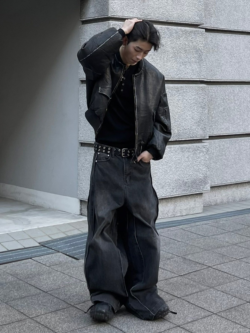 受注制【Chikashitsu +】wide curve denim pants | OUR BRAND