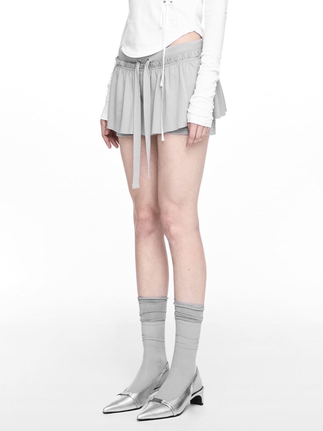 【NACHE】RUFFLE SHORT PANTS