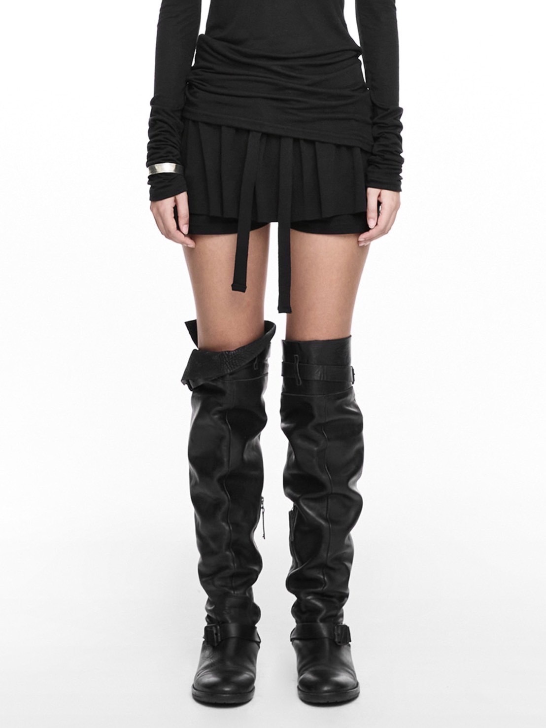 【NACHE】RUFFLE SHORT PANTS