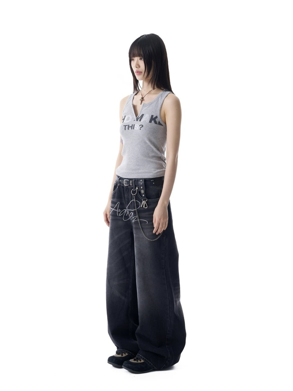 【AAKAM】Rhinestone Washed Denim Pants