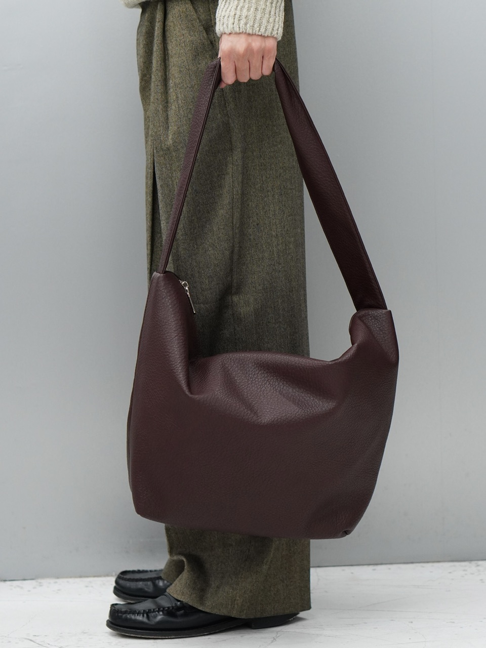 東京店WEB限定【Chikashitsu +】eco leather cross bag (2color) | OUR