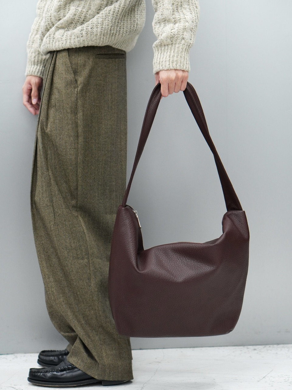 東京店WEB限定【Chikashitsu +】eco leather cross bag (2color) | OUR
