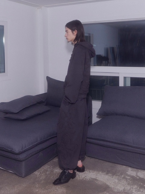 SURGERY】clover logo patchs sweat pants | OUR BRAND,SURGERY