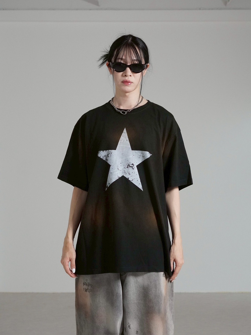 その他 tishi 受注制【Chikashitsu +】pigment big star t-shirt (2color