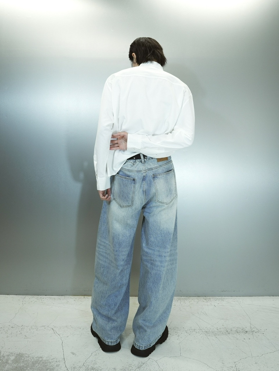 Chikashitsu + CS ストライプシャツ CS】CROPPED STRIPE BUTTON UP SHIRT (WHITE) | OUR BRAND