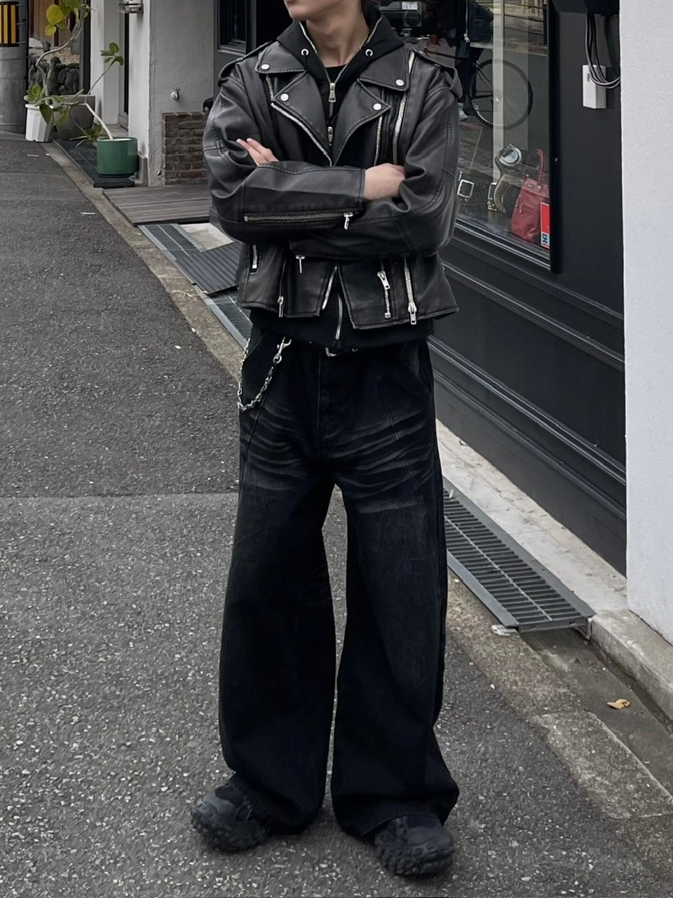 受注制【Chikashitsu +】curve stitch wide denim pants