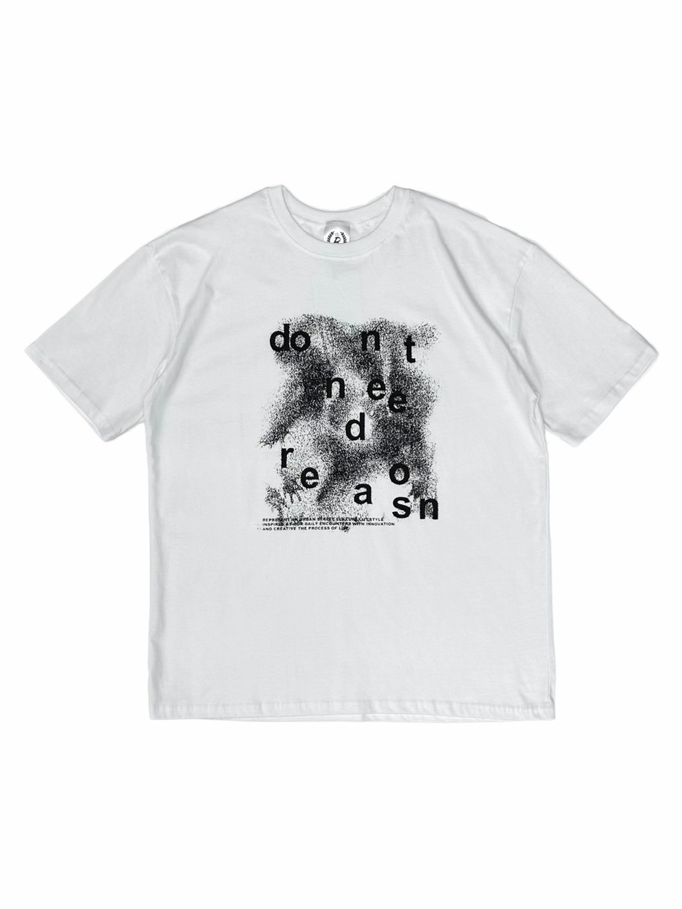 ロコ　すのチル　カツラ 受注制【Chikashitsu +】gradation logo graphic t-shirt