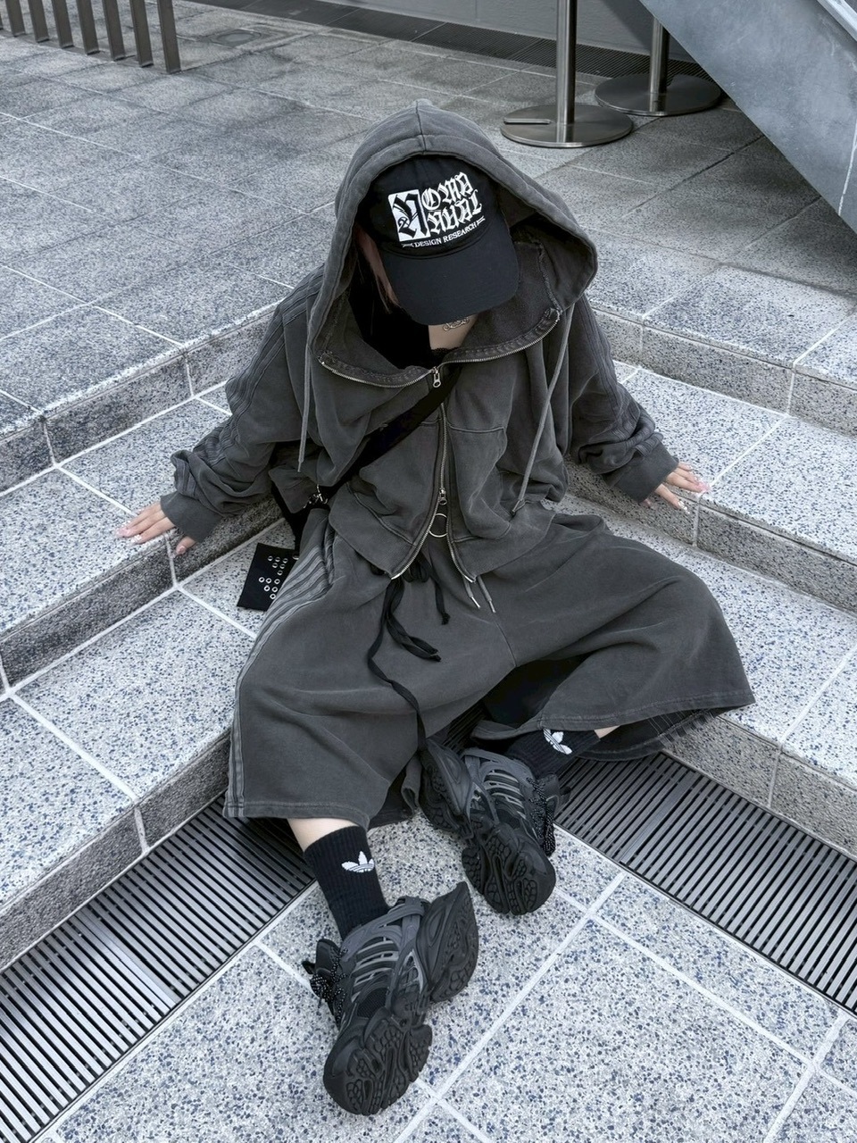 【nmtc +】side line pigment zip up hoodie (2color)