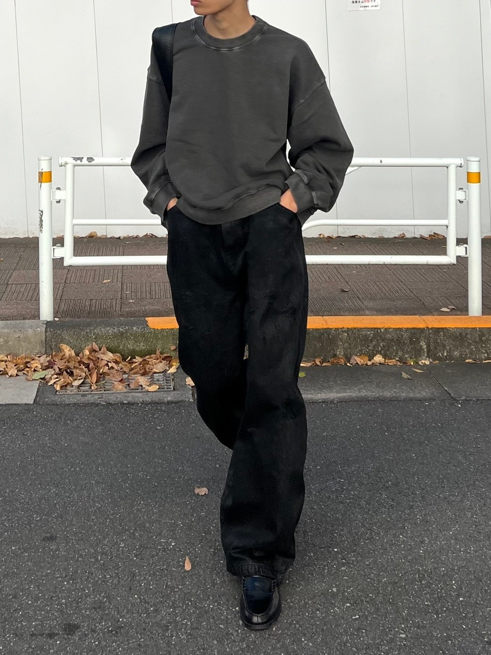 【Chikashitsu+】coating damage wide denim 受注制【Chikashitsu +】coating damage wide denim pants