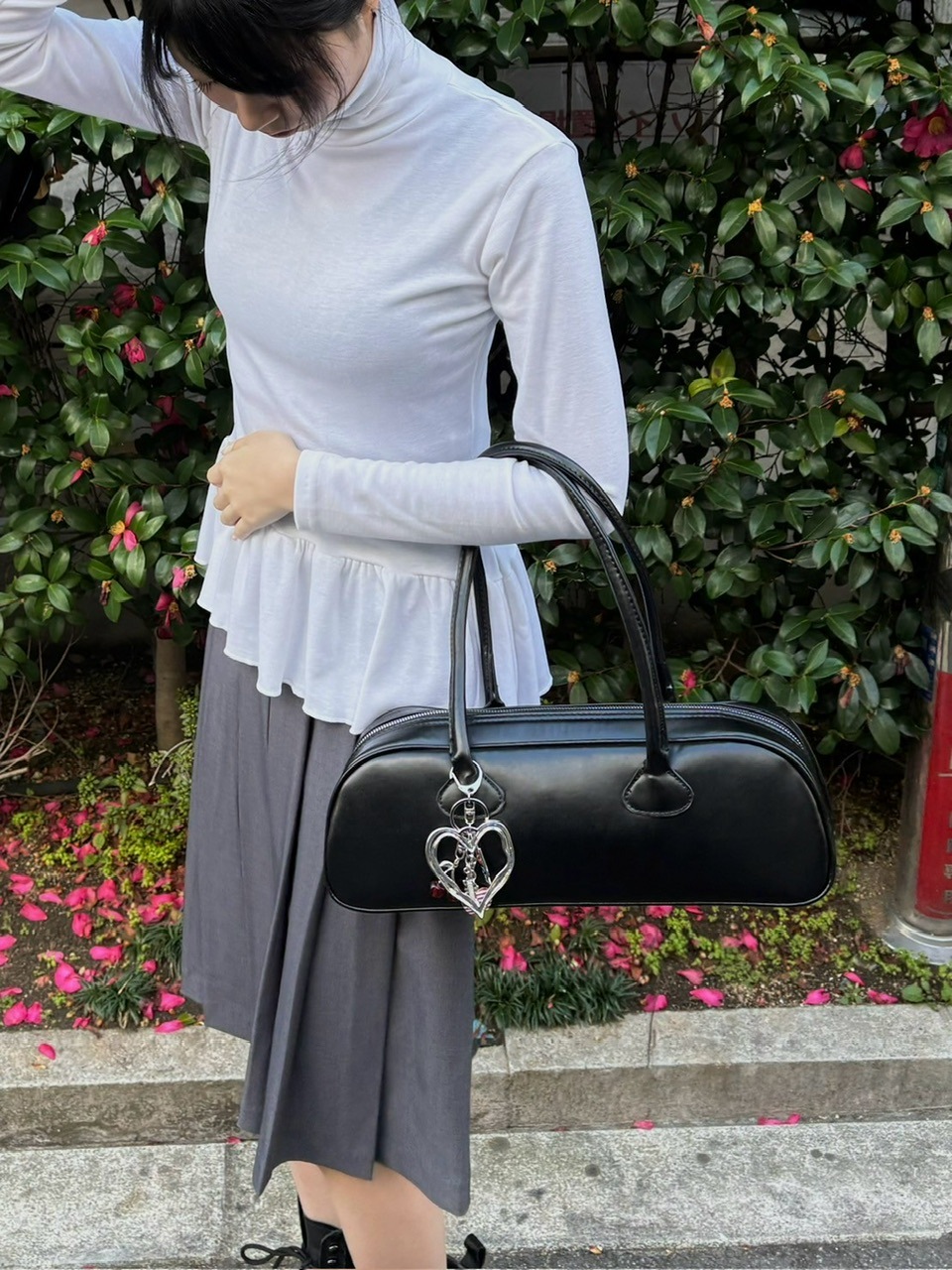 Chikashitsu +】original big heart charm key strap | OUR BRAND