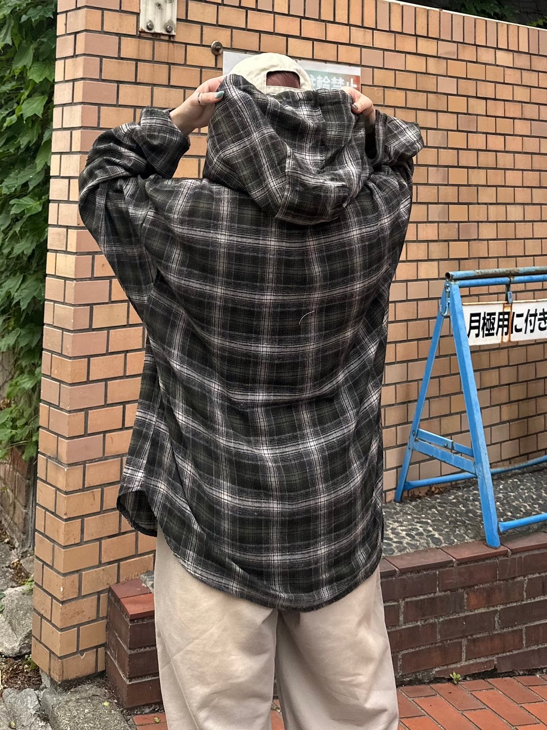 クーティ　グレンチェック長袖シャツ 受注制【Chikashitsu +】glen check hooded shirt (2color
