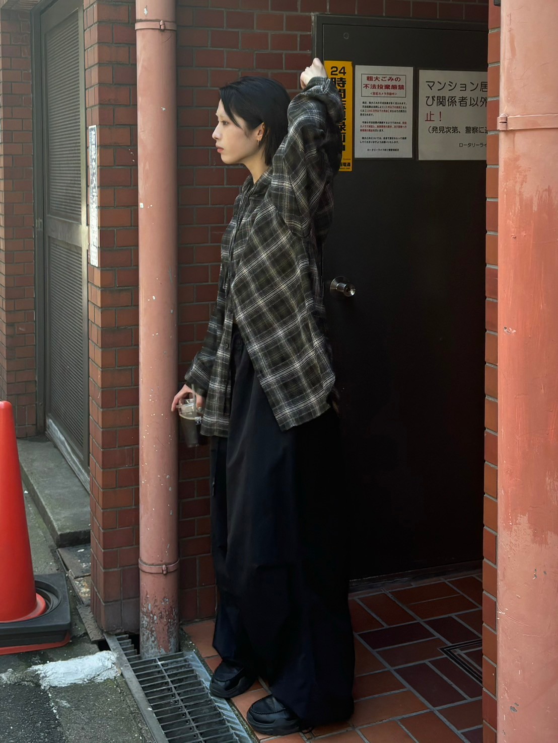 受注制【Chikashitsu +】glen check hooded shirt (2color