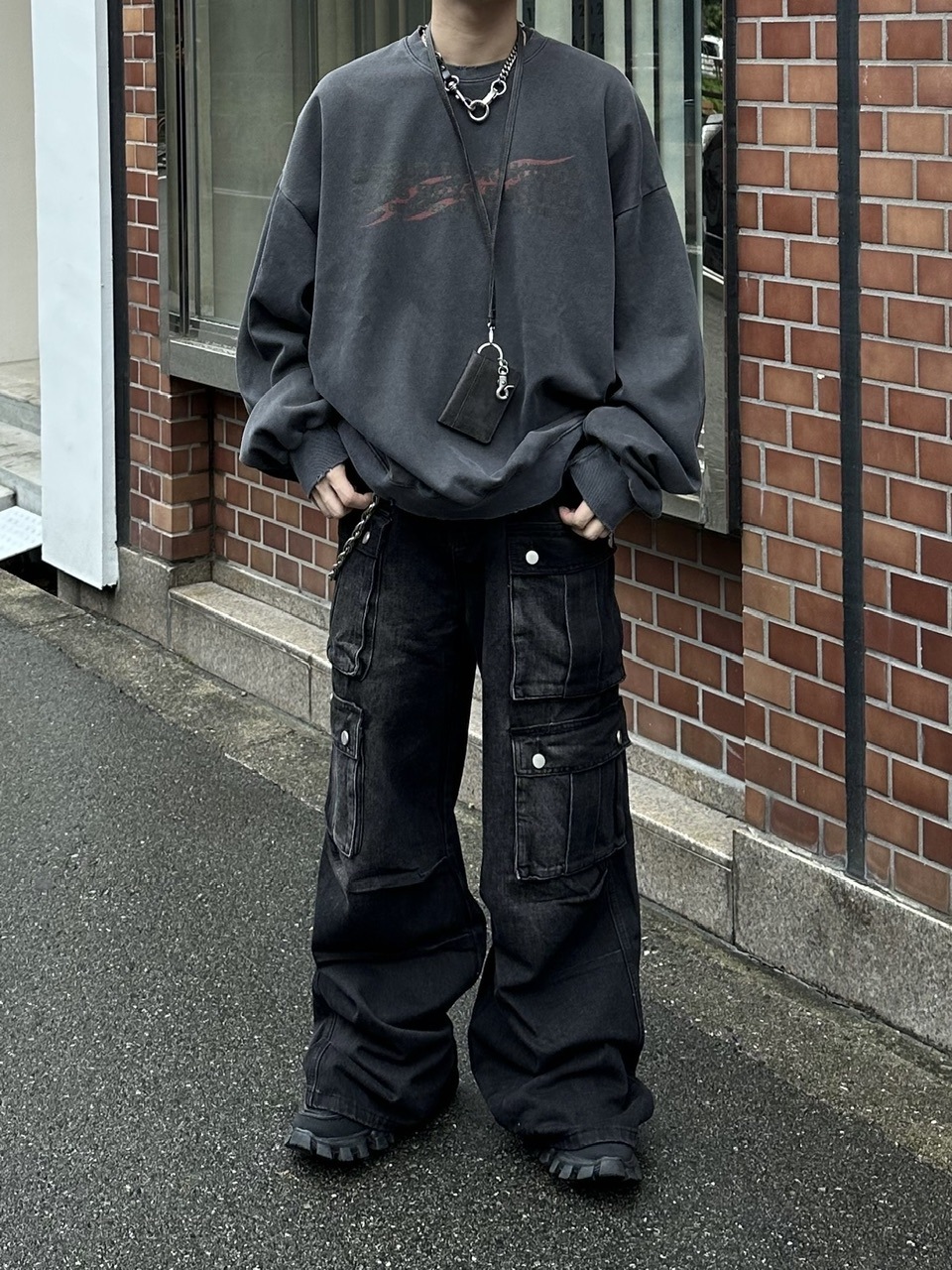 大阪店WEB限定受注制【Chikashitsu +】multi pocket cargo denim pants
