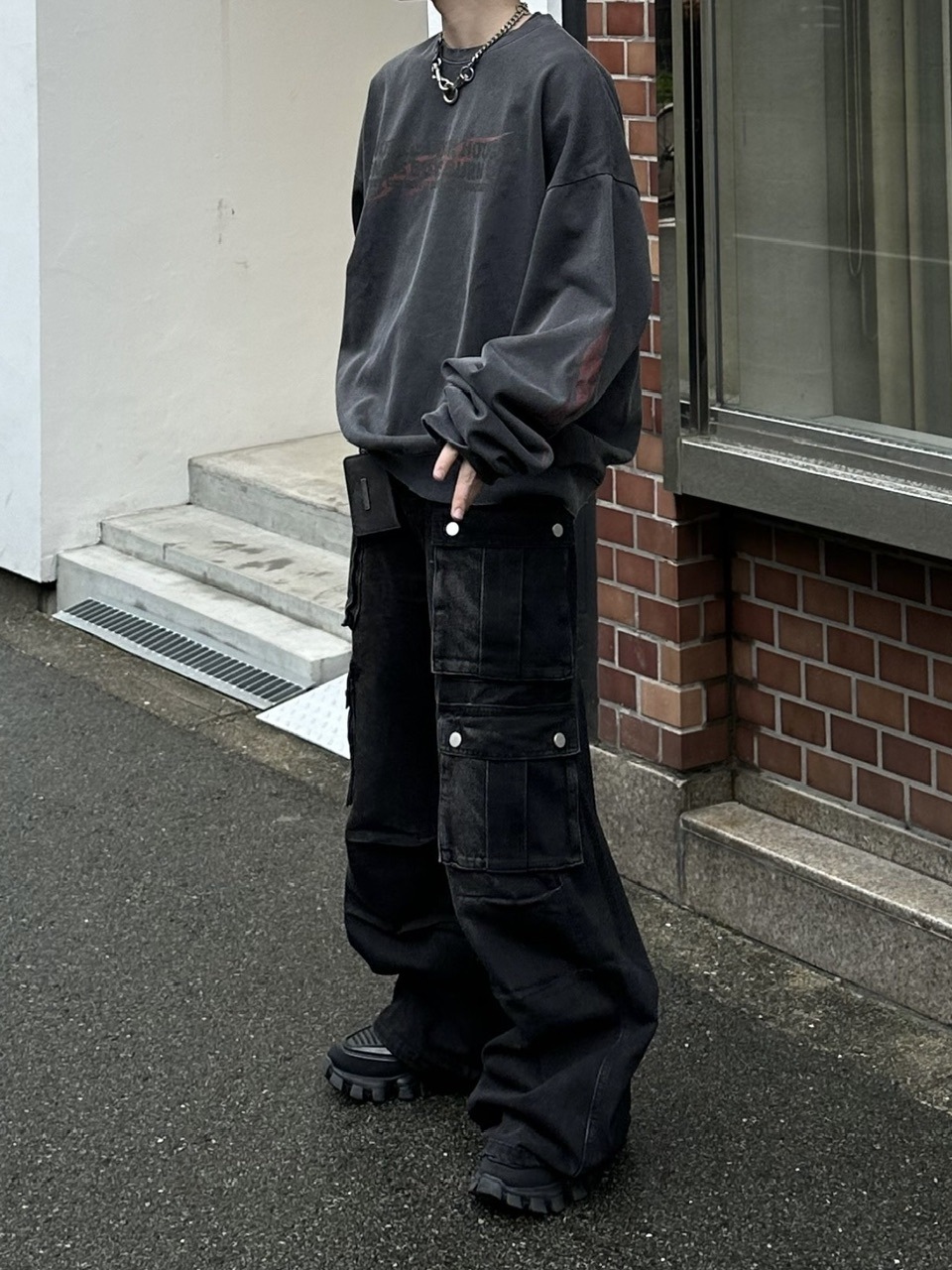 大阪店WEB限定受注制【Chikashitsu +】multi pocket cargo denim pants