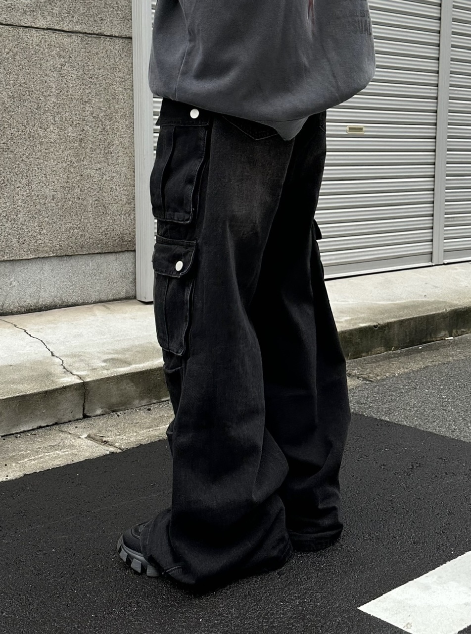 大阪店WEB限定受注制【Chikashitsu +】multi pocket cargo denim pants