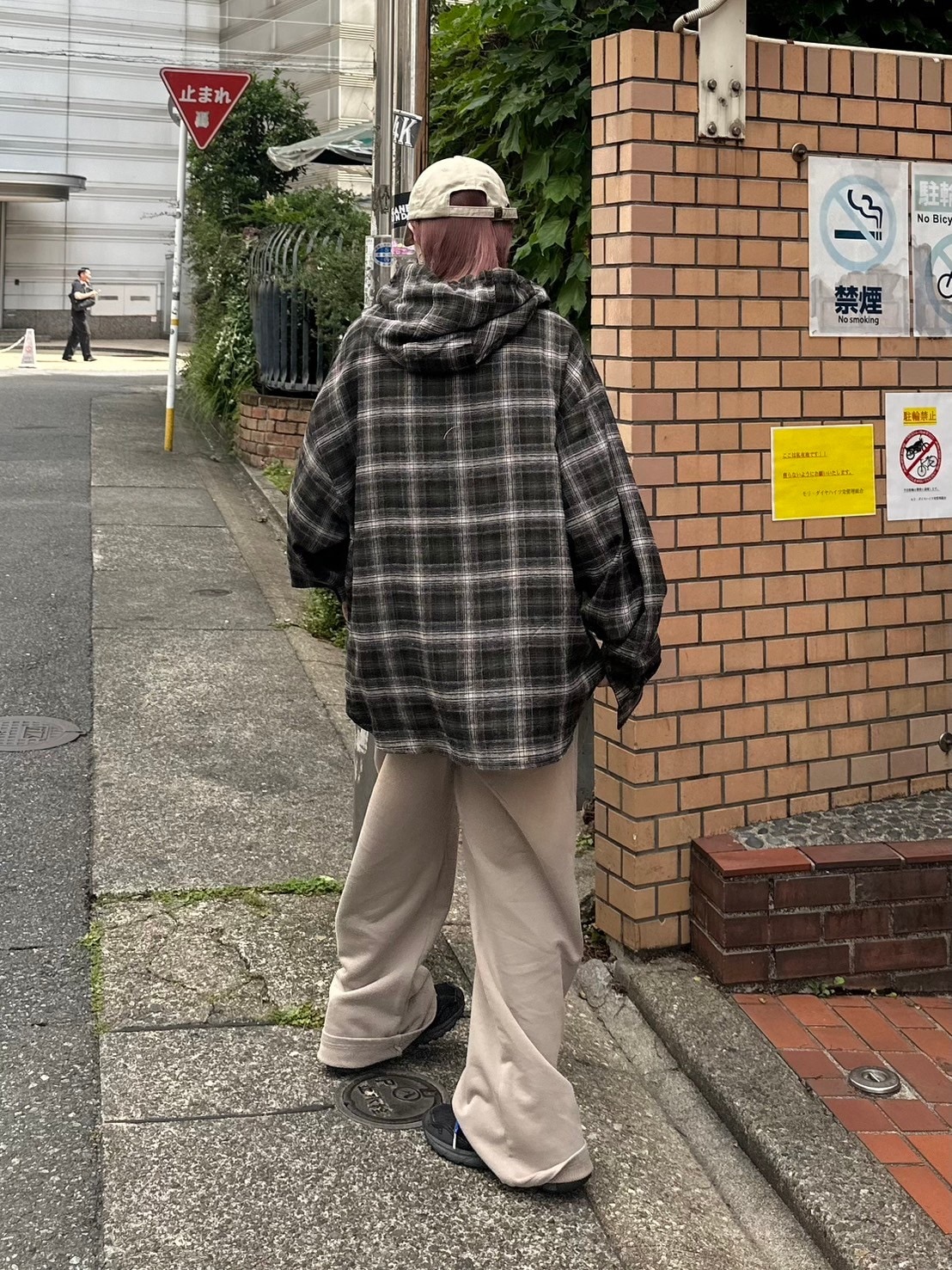 【Chikashitsu +】pigment wash buggy sweat pants (2color)