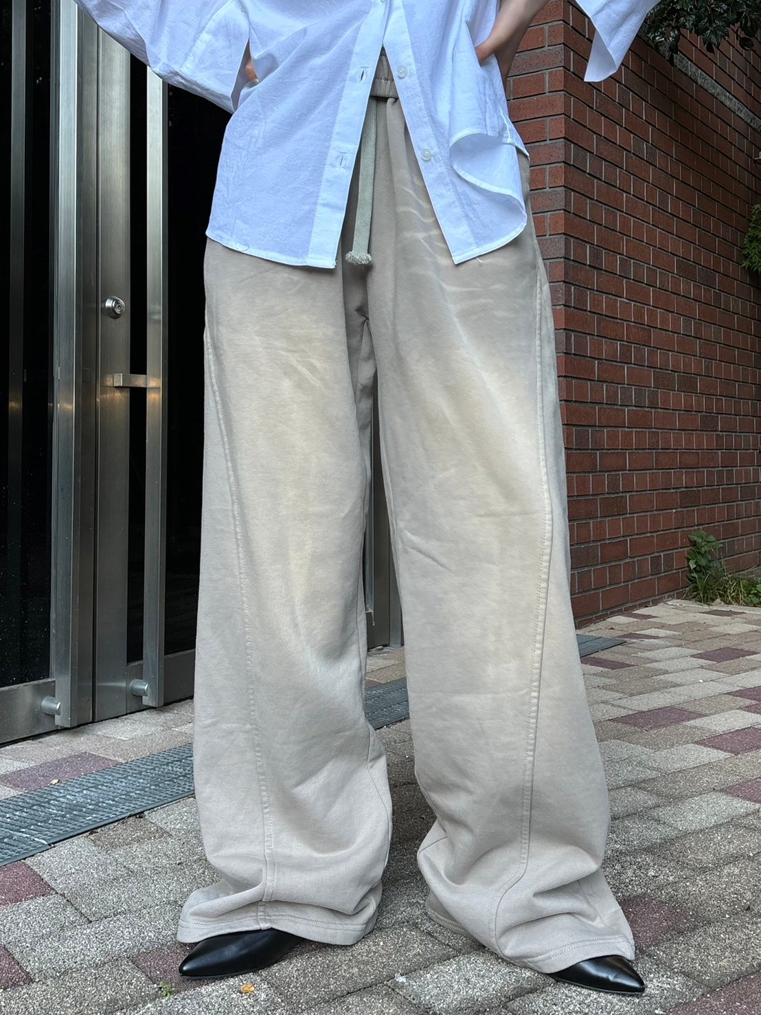【Chikashitsu +】pigment wash buggy sweat pants (2color)