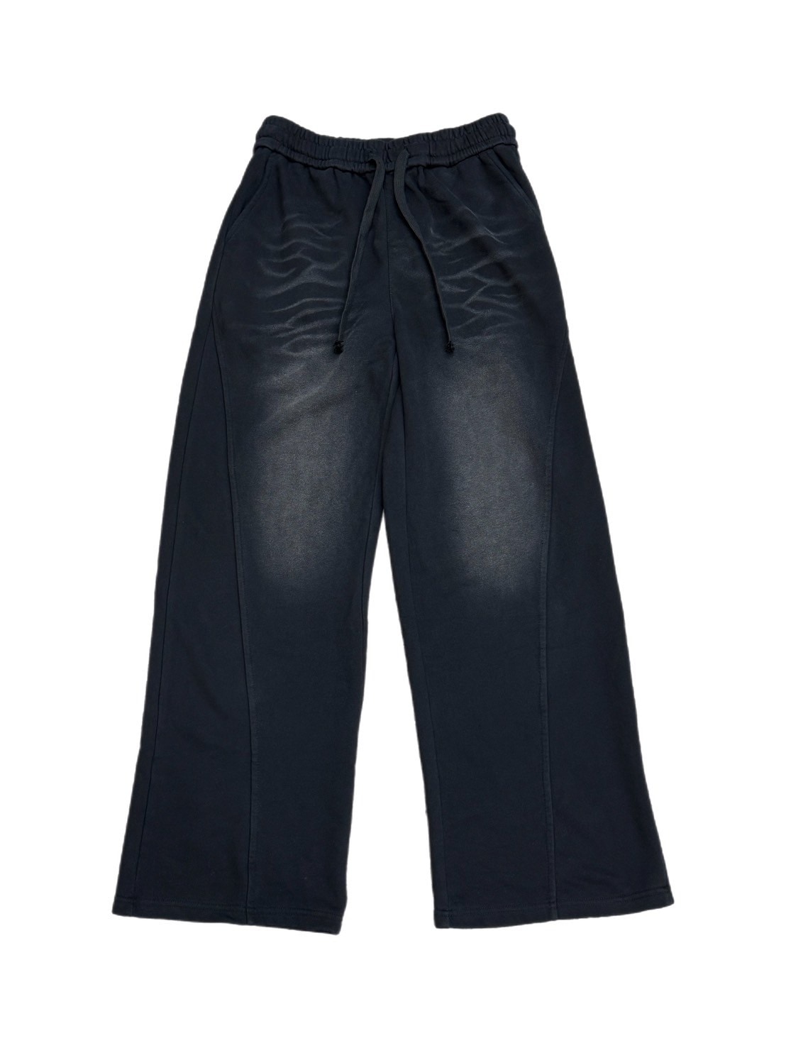 Chikashitsu +】pigment wash buggy sweat pants (2color) | OUR BRAND