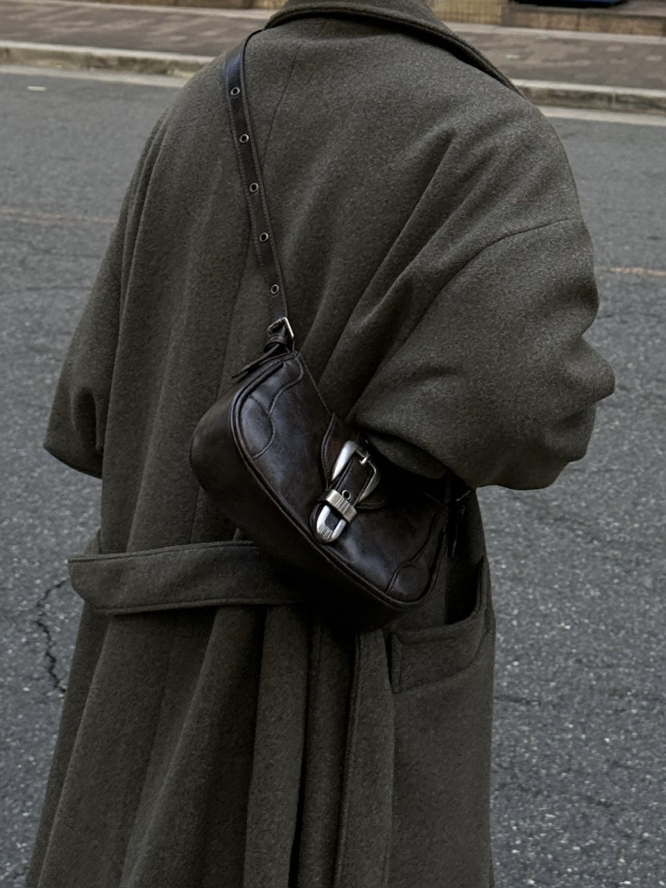 大阪店WEB限定受注制【Chikashitsu +】belt buckle shoulder bag