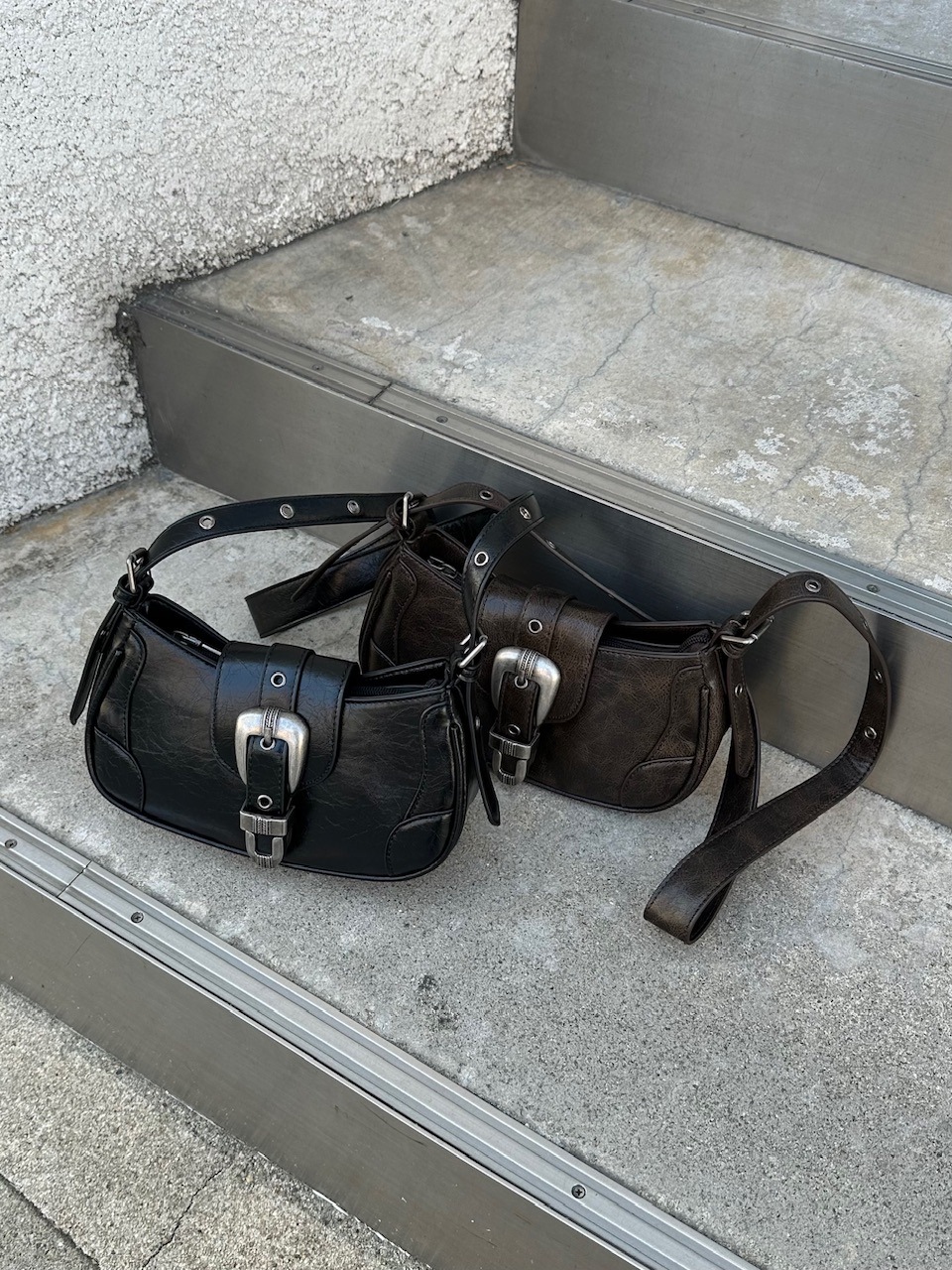 大阪店WEB限定受注制【Chikashitsu +】belt buckle shoulder bag