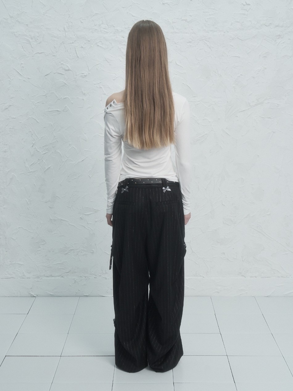 SETUP‐EXE】V-NECK CROSS TOP | OUR BRAND,SETUP-EXE | PRESSING