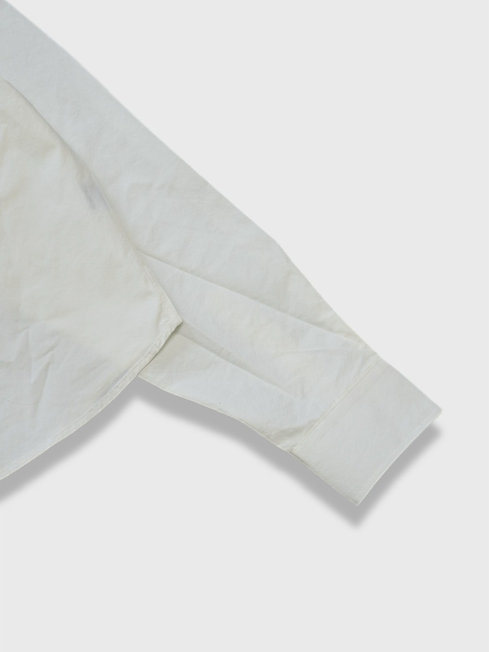東京店WEB限定受注制【Chikashitsu +】Loose fit cropped shirt