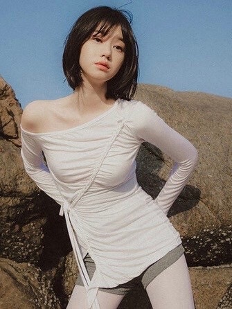 FLAREUP】Handmade Twisted One-Shoulder Long Sleeve | OUR