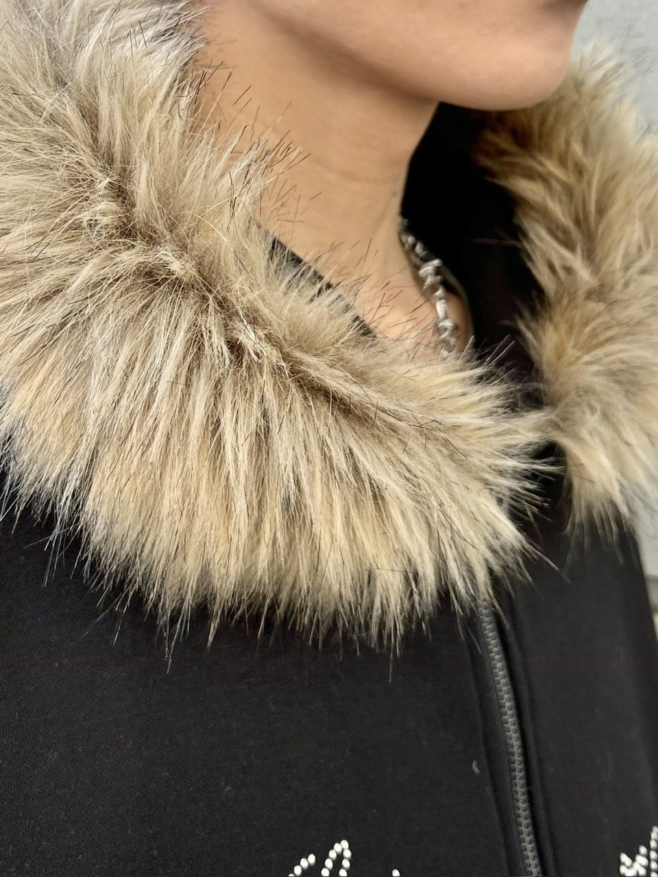 Never mind the XU】fur zip up hoodie (2color) | OUR BRAND,Never