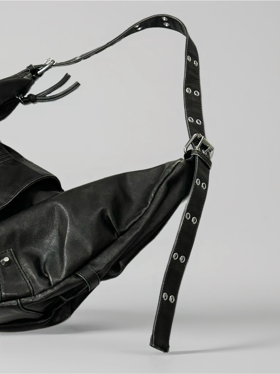 大阪店WEB限定受注制【Chikashitsu +】vintage eyelet shoulder bag