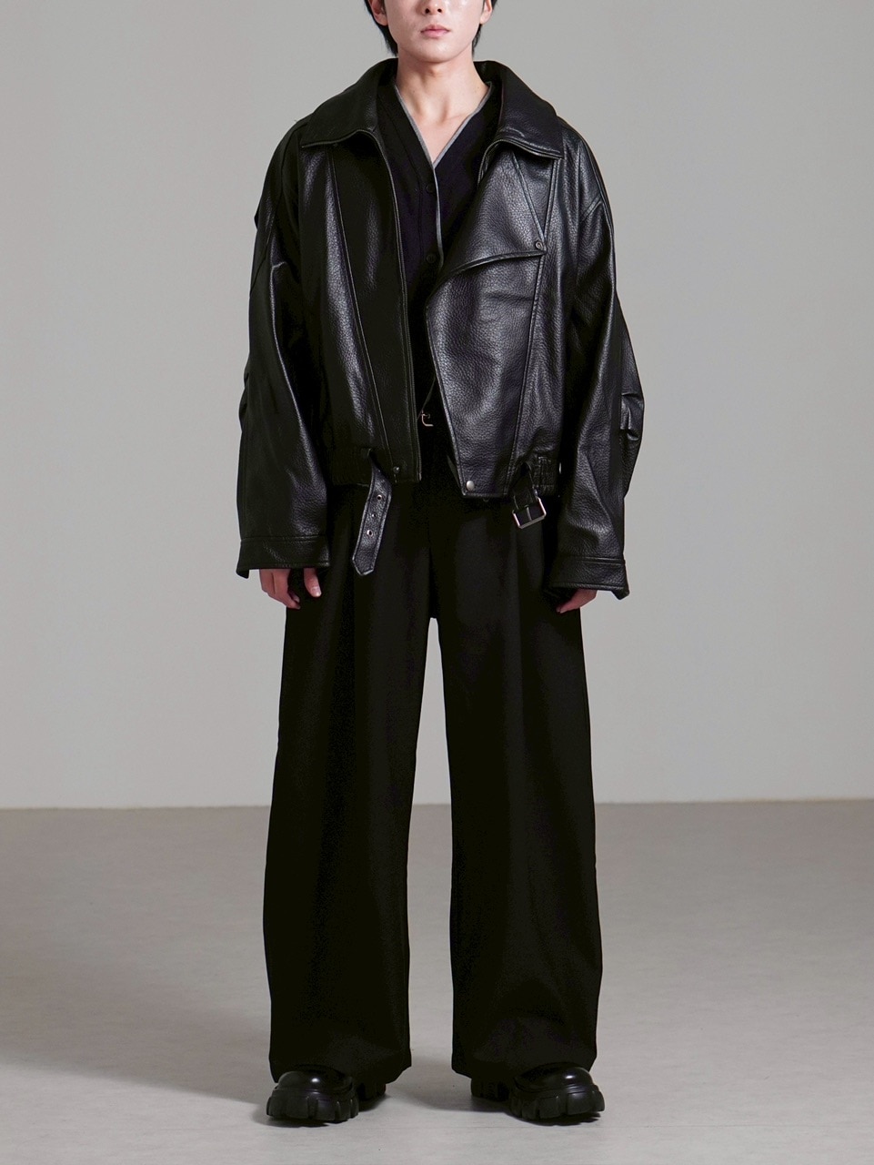 junhashimoto ブラック　ボンバー ジャケット Chikashitsu +】high neck non-leather bomber jacket