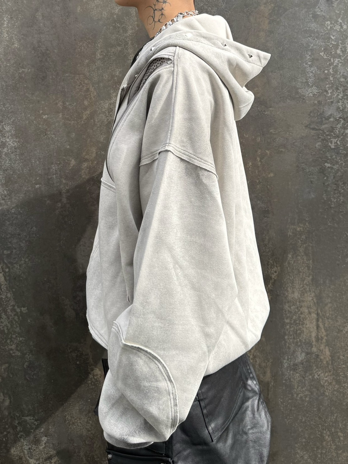 うし Never mind the XU】studs washing zip up hoodie / 【ネバーマインド