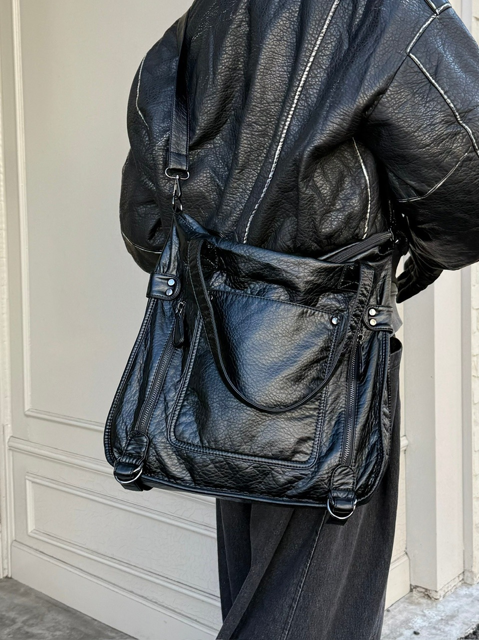 受注制【Chikashitsu +】antique like eco leather tote bag