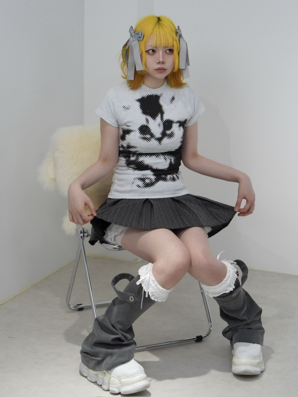受注制【Nerd out XU】back ribbon pleats skirt