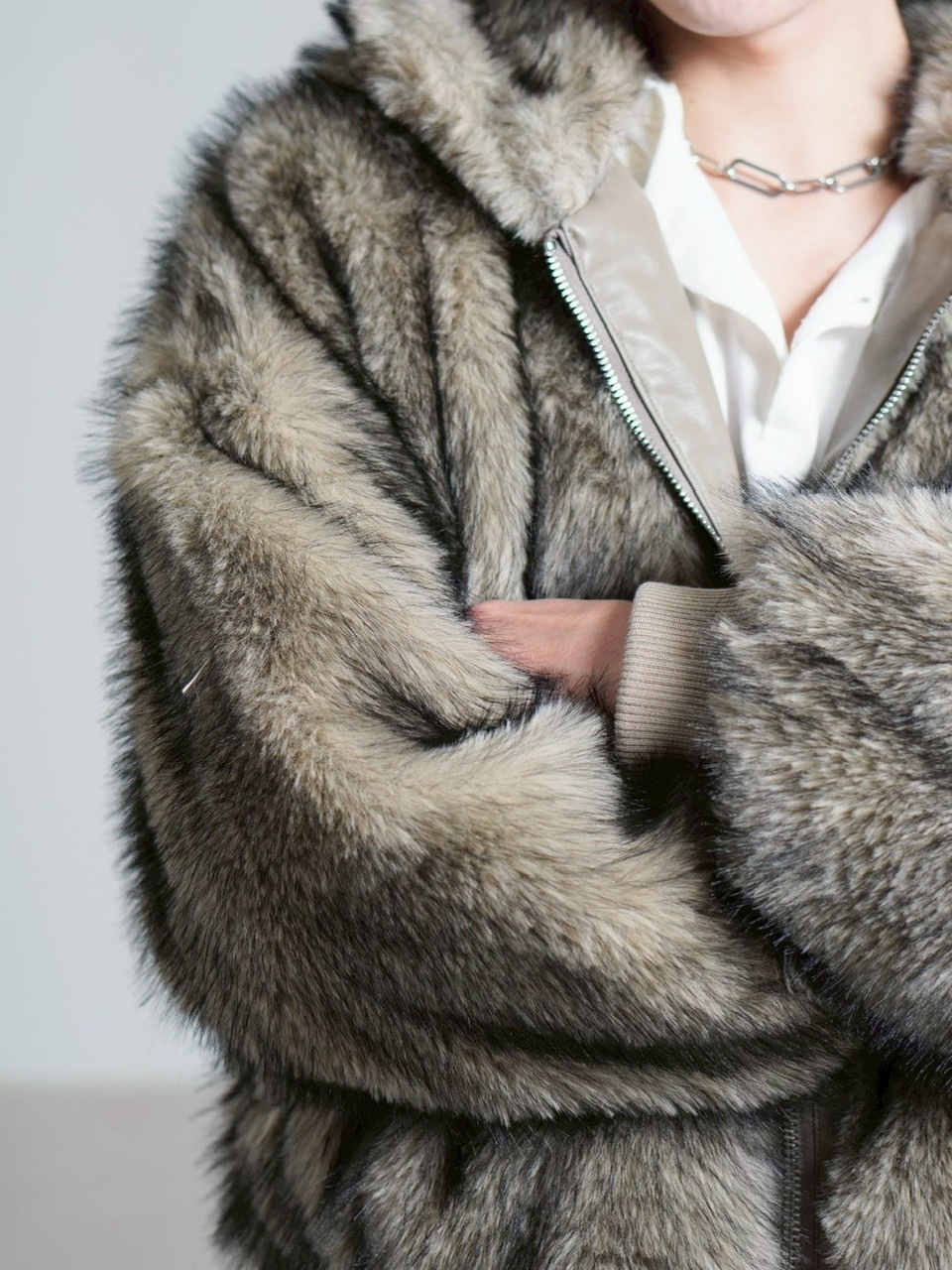 受注制【Chikashitsu +】oversized hooded fur blouson / 【チカシツプラス】オーバーサイズフーデッドファーブルゾン (4color)