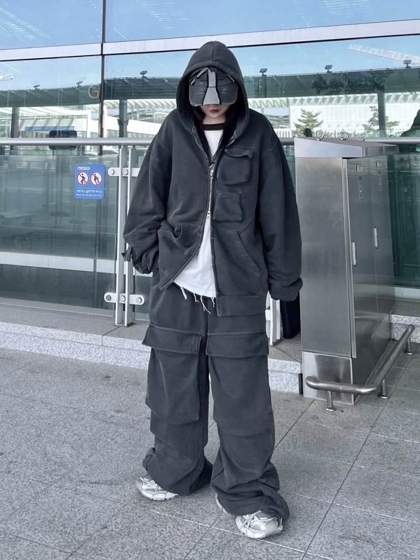 Never mind the XU】pocket cargo zip hoodie (2color) / 【ネバー