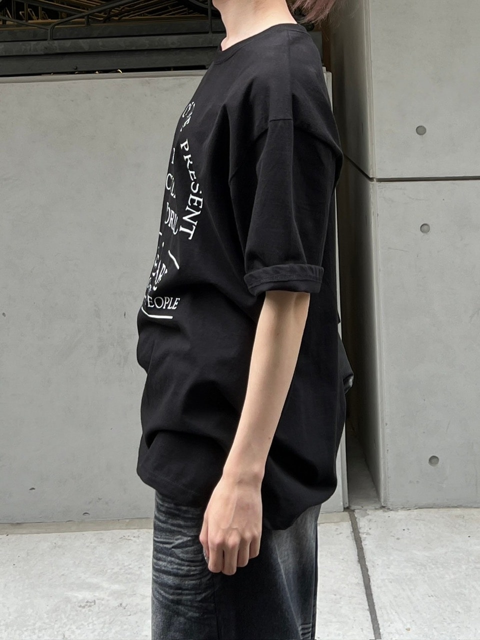 Chikashitsu +】logo lettering t-shirt 2 (2color