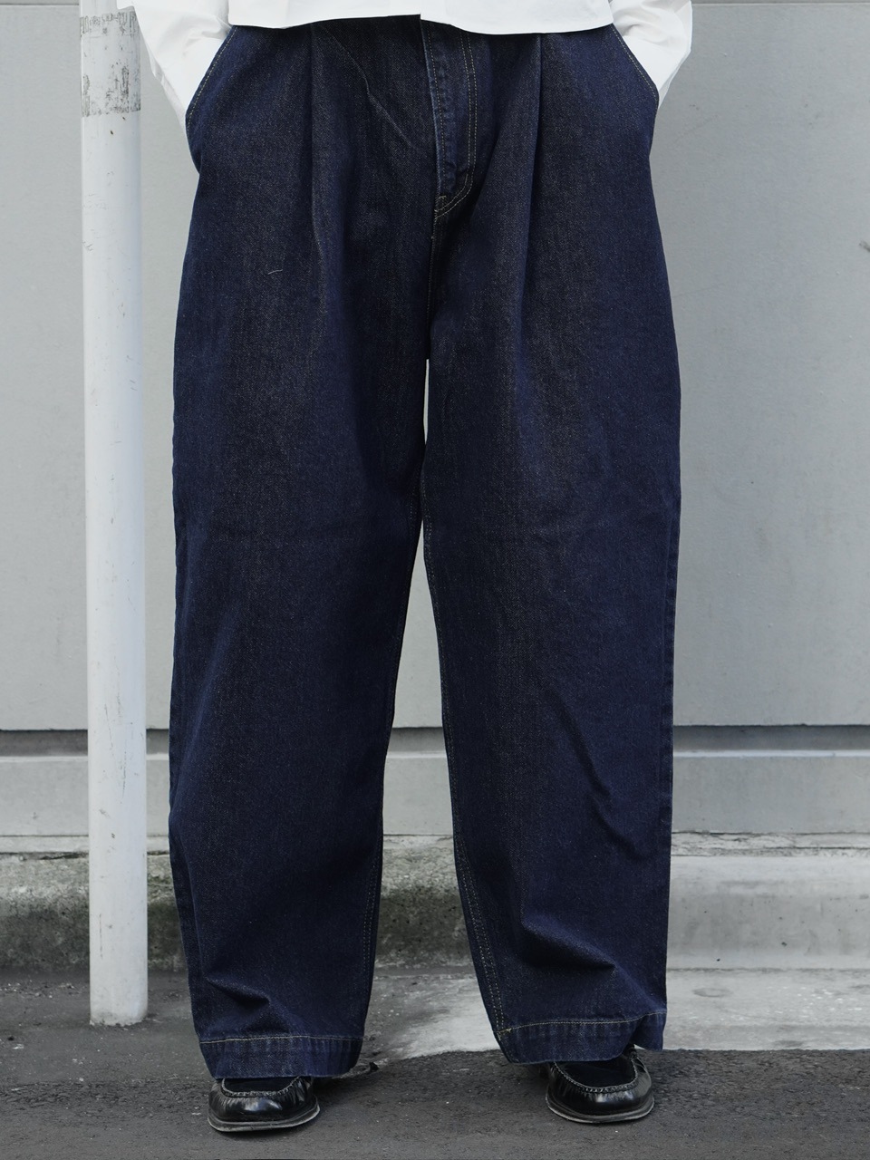 y*p様 Jun様着用 echeveria One tuck denim pan 東京店WEB限定受注制【Chikashitsu +】Loose fit one tuck denim pants