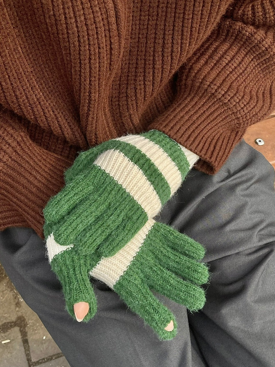 受注制【Chikashitsu +】border hand warmer (2color)