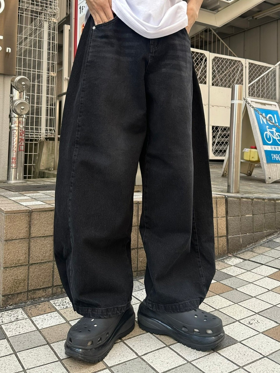 【Chikashitsu +】snap button denim pants (2color)
