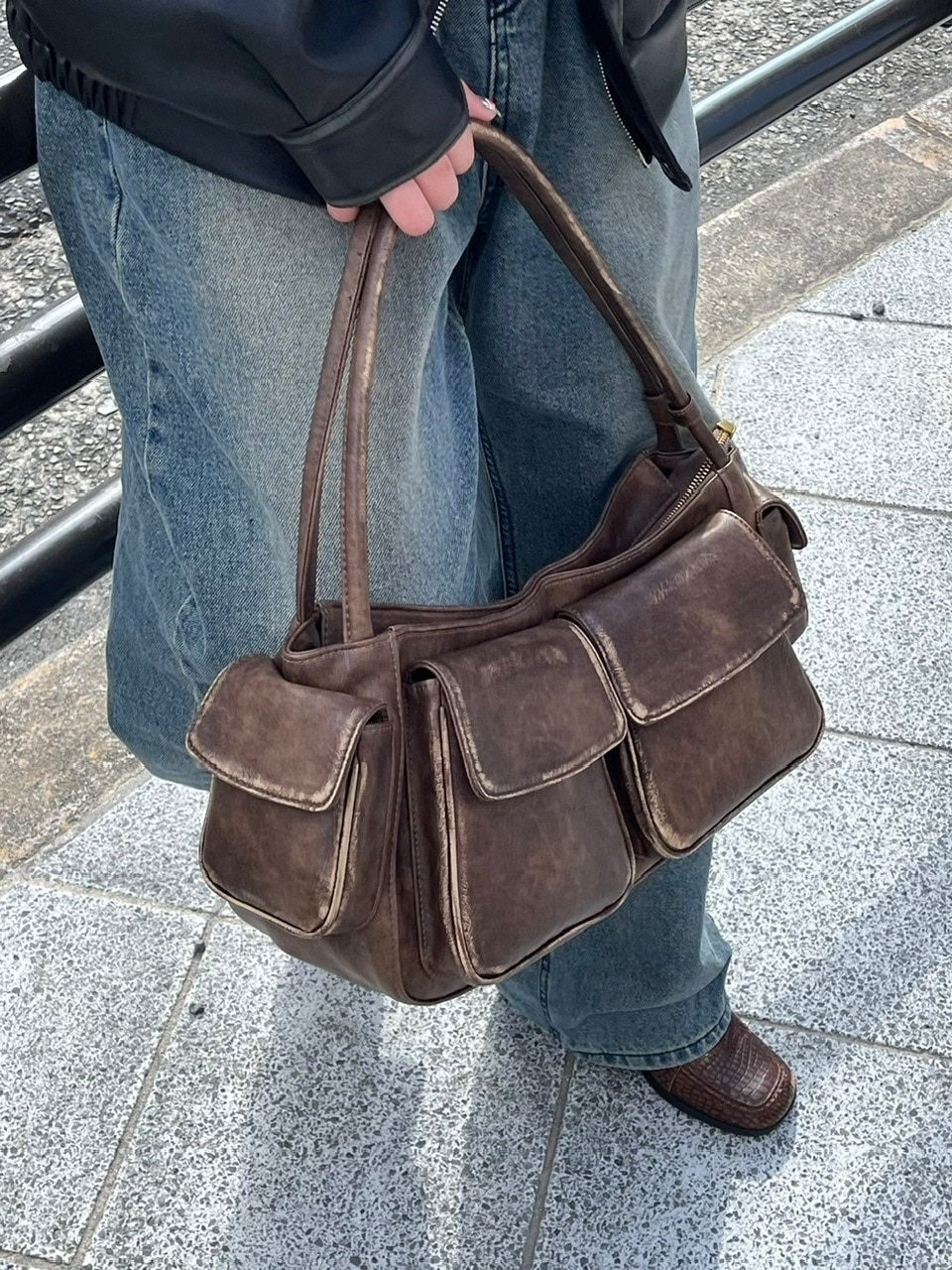 Chikashitsu +】vintage leather hand bag (2color) | OUR BRAND