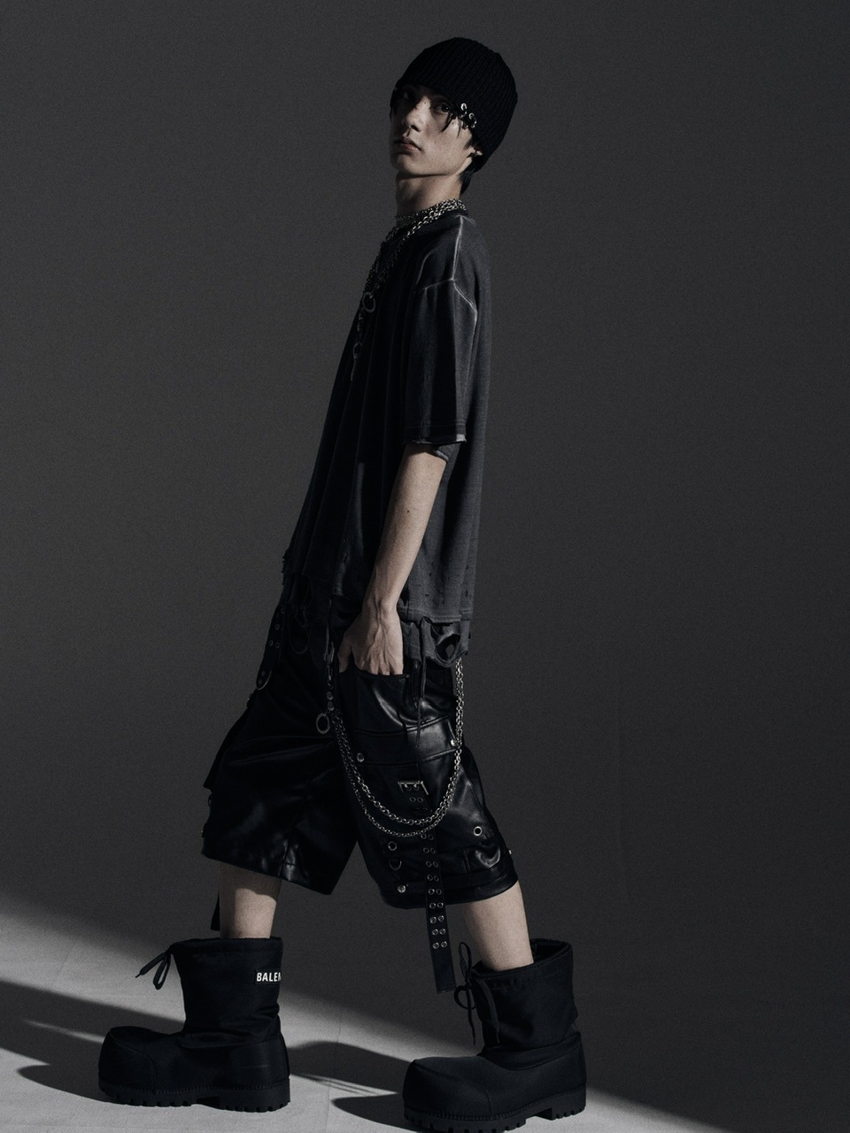 【Rosen Kreuz】LEATHER SHORT PANTS サイズ2 Rosen Kreuz】DOUBLE WAIST LEATHER SHORT PANTS | OUR BRAND